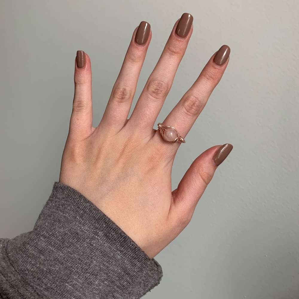 Rose Quartz Wire Ring - Picture 3 of 4